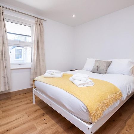 Weeping Willow - Three Tuns Apartments, Pettistree, Wickham Market - By Aldeburgh Coastal Cottages المظهر الخارجي الصورة