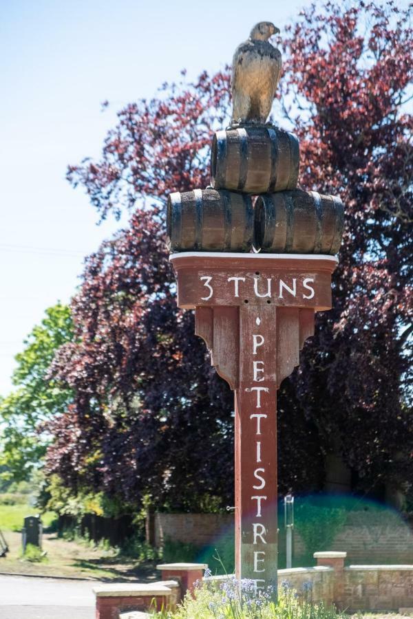 Weeping Willow - Three Tuns Apartments, Pettistree, Wickham Market - By Aldeburgh Coastal Cottages المظهر الخارجي الصورة